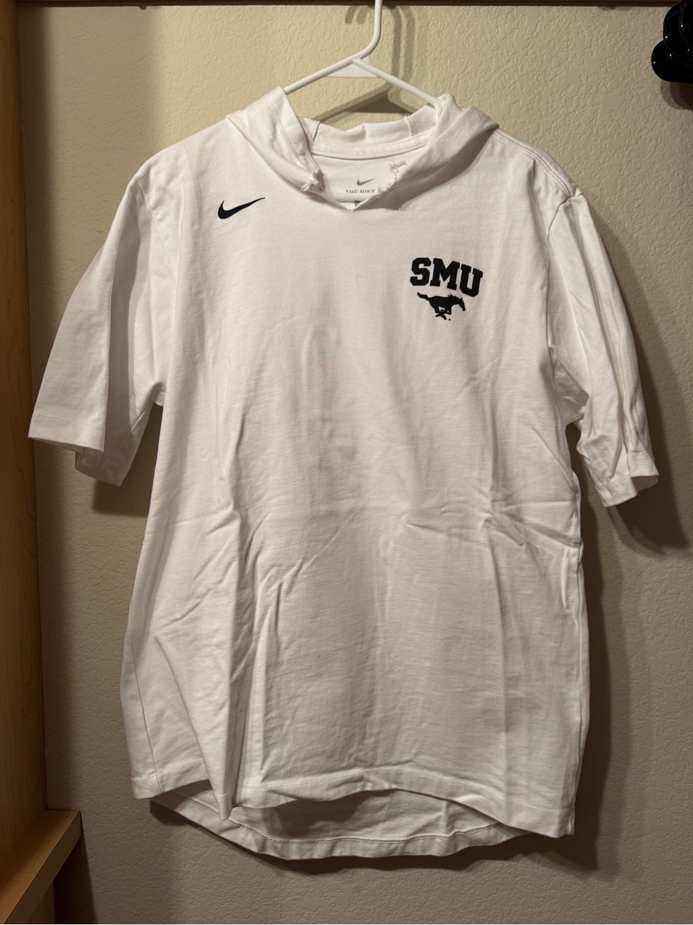 Nike SMU White Hooded Short-Sleeve Tee - Large